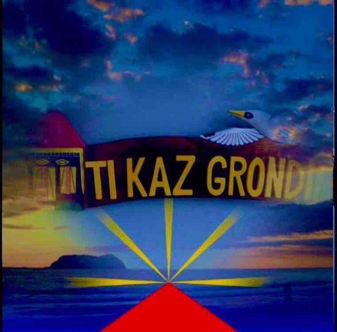 Vila Ti Kaz Grondin Saint-Joseph Exteriér fotografie
